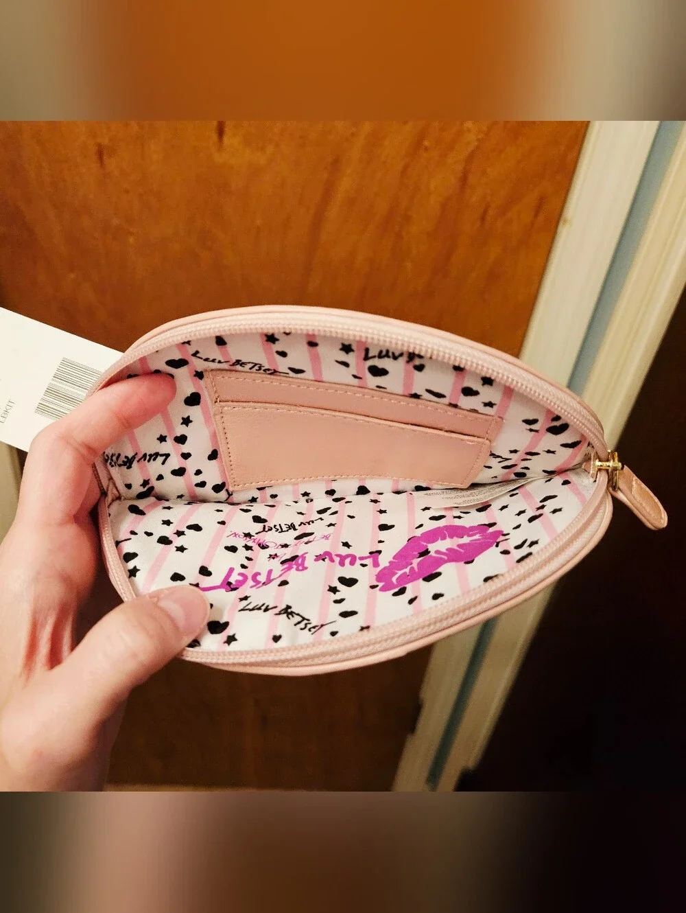 Luv Betsey By Betsey Johnson Cat Wristlet